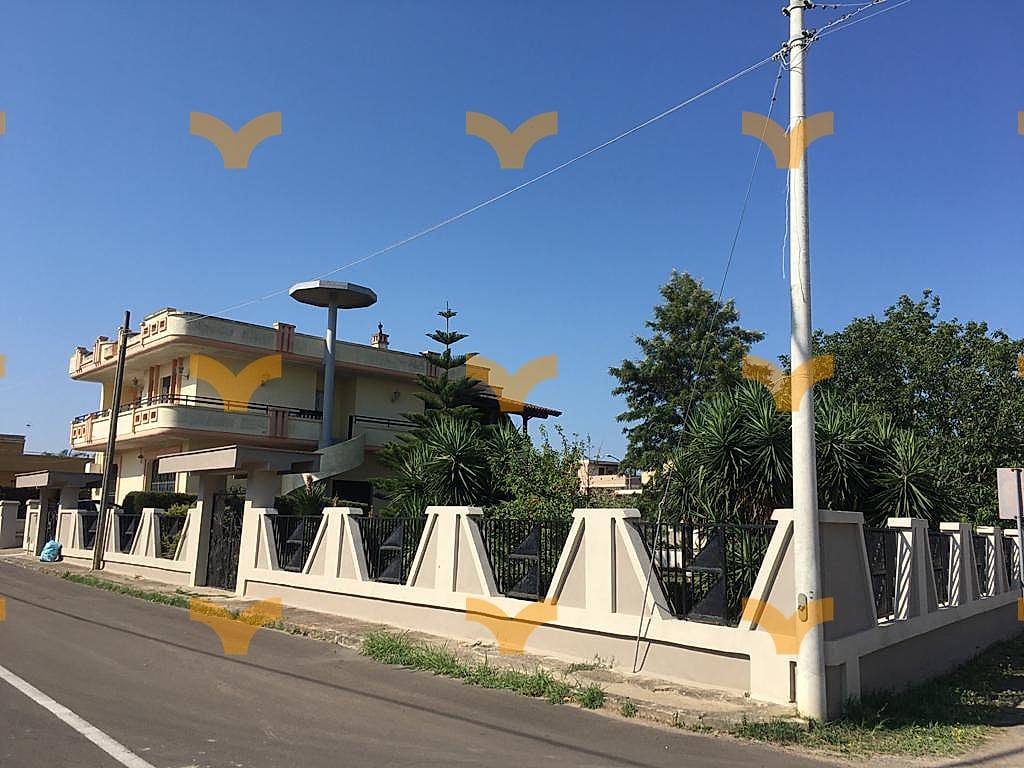 Esterno — Collepasso via De Ferraris angolo via Salvemini