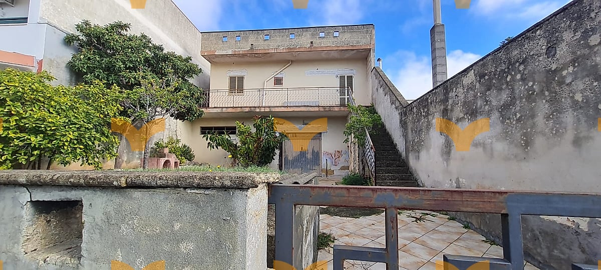 Cortile — Collepasso, via Parini – Terratetto unifamiliare