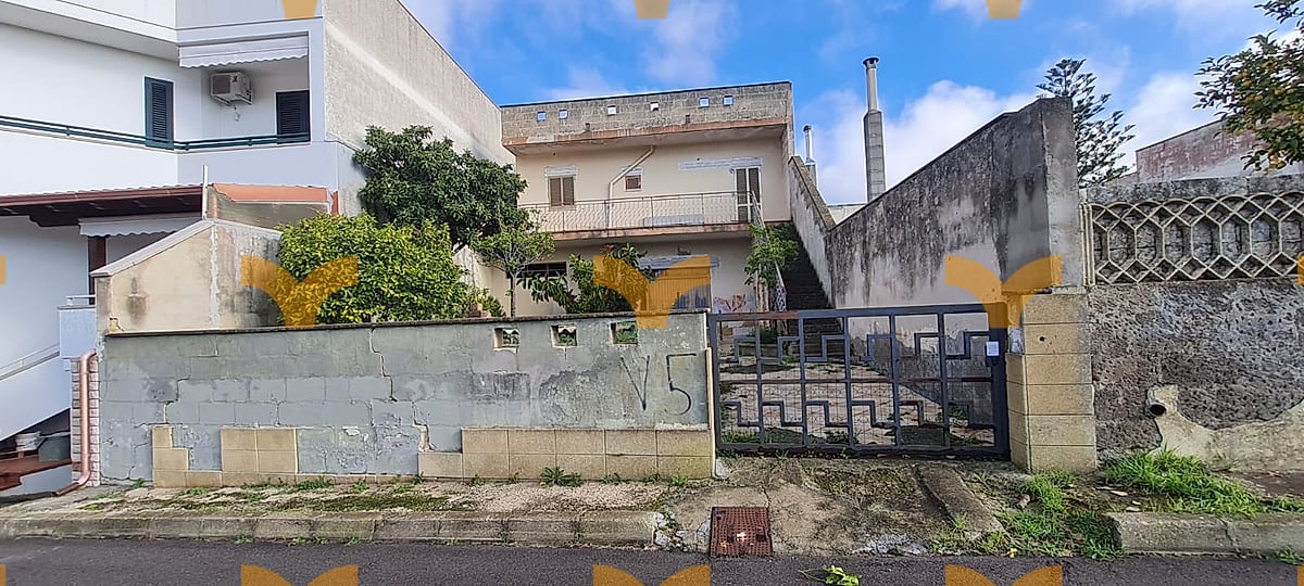 Cortile — Collepasso, via Parini – Terratetto unifamiliare
