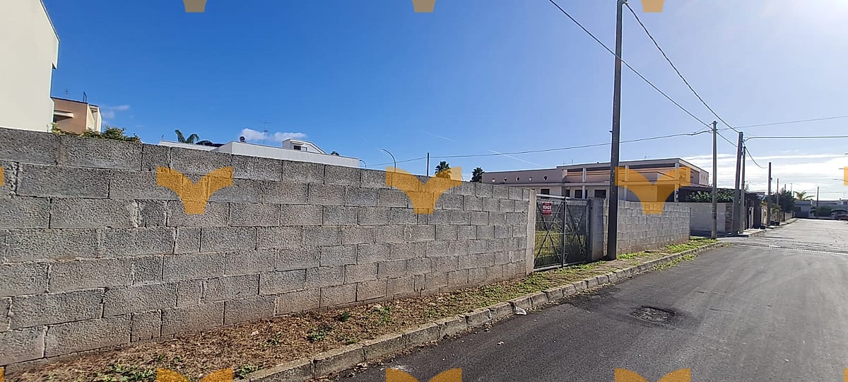 Terreno — Collepasso, via Manzoni – Terreno edificabile