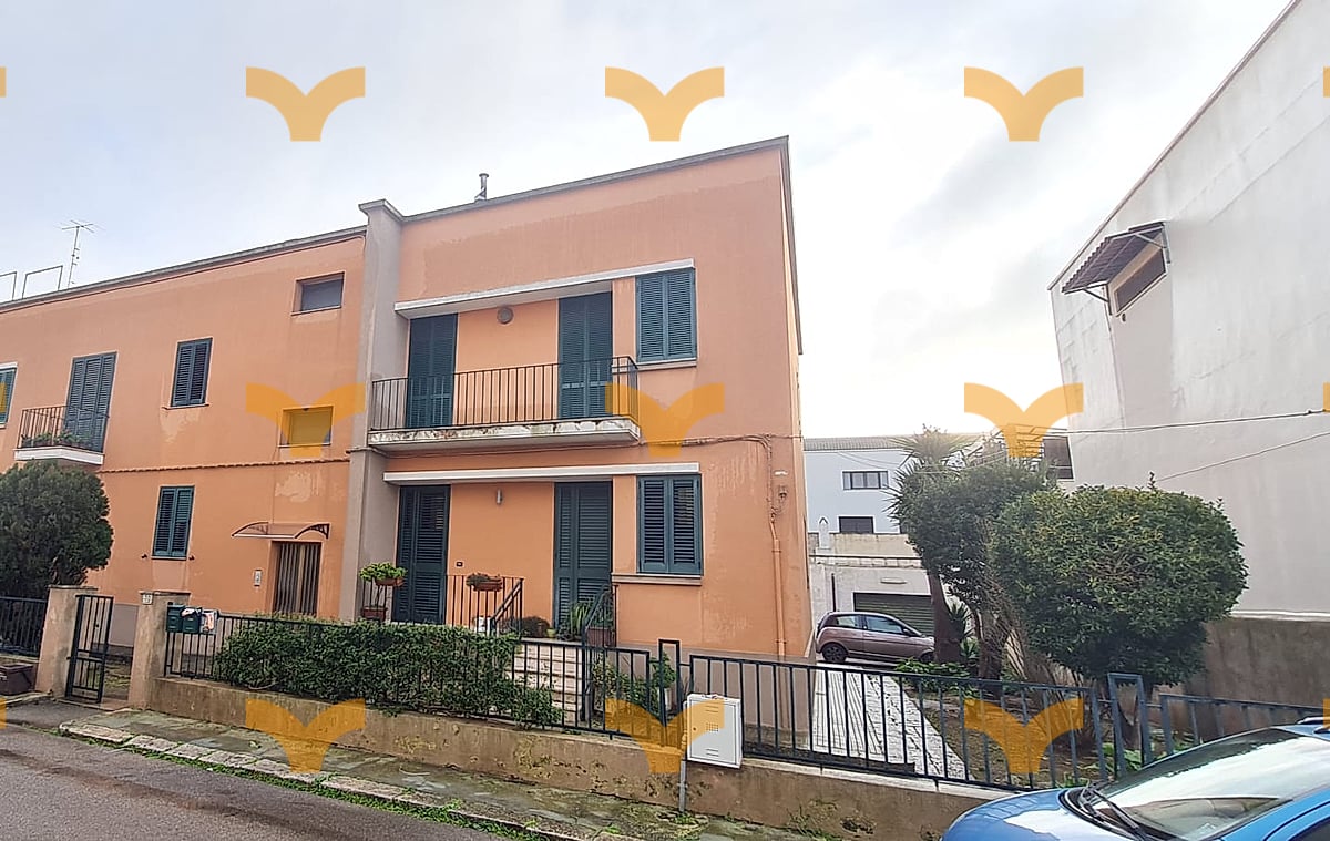 Facciata — Collepasso, via Giovanni Pascoli – luminoso appartamento in vendita