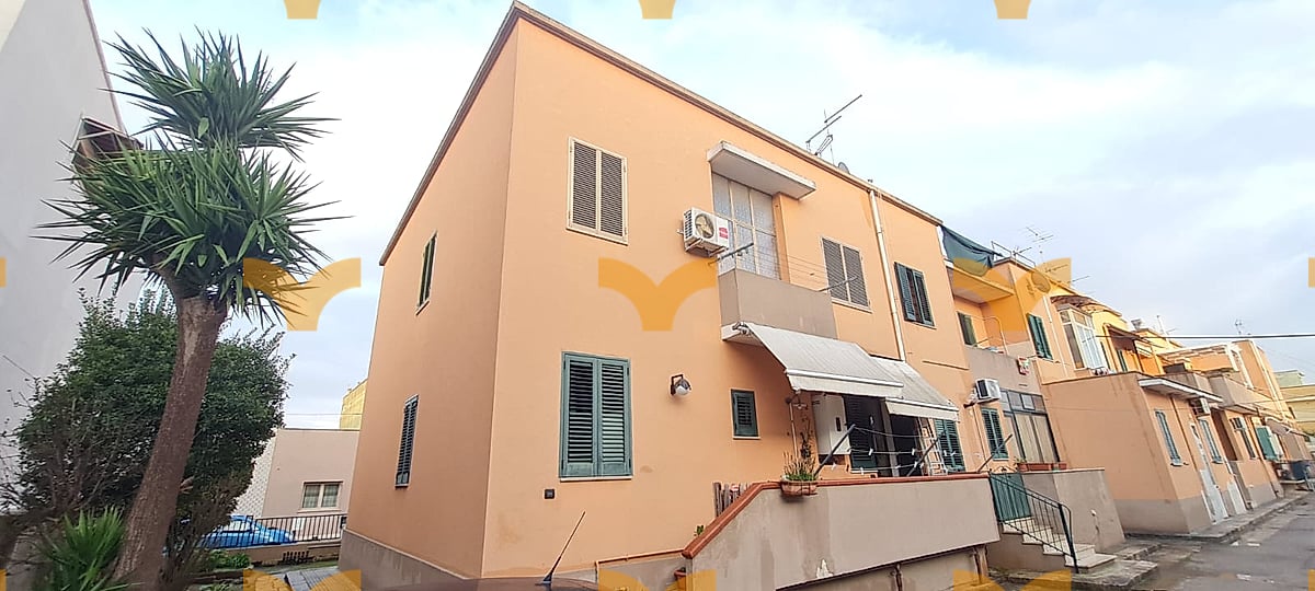 Facciata — Collepasso, via Giovanni Pascoli – luminoso appartamento in vendita