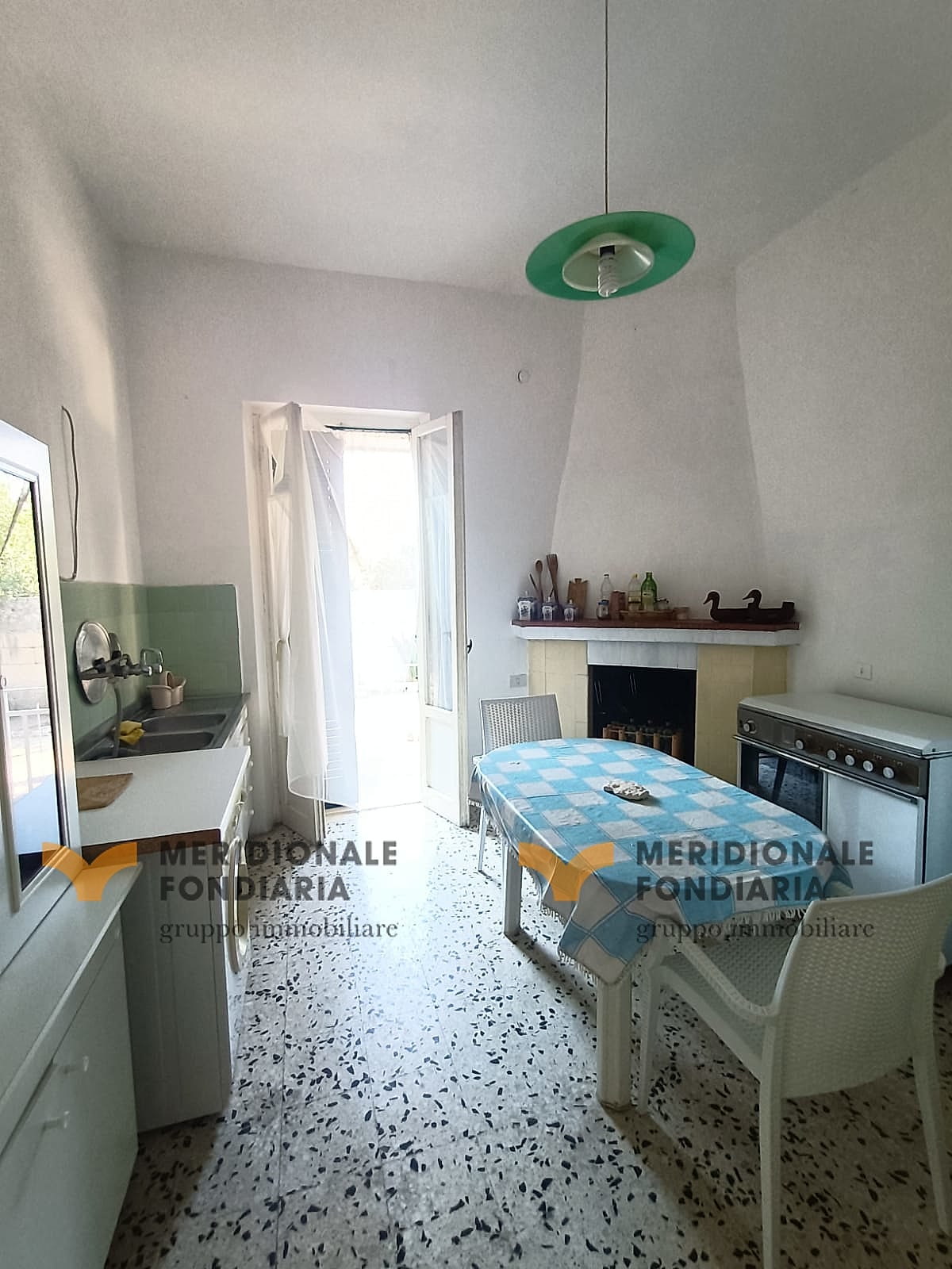 Cucina — Galugnano, Via Piave – villetta a schiera con doppio giardino