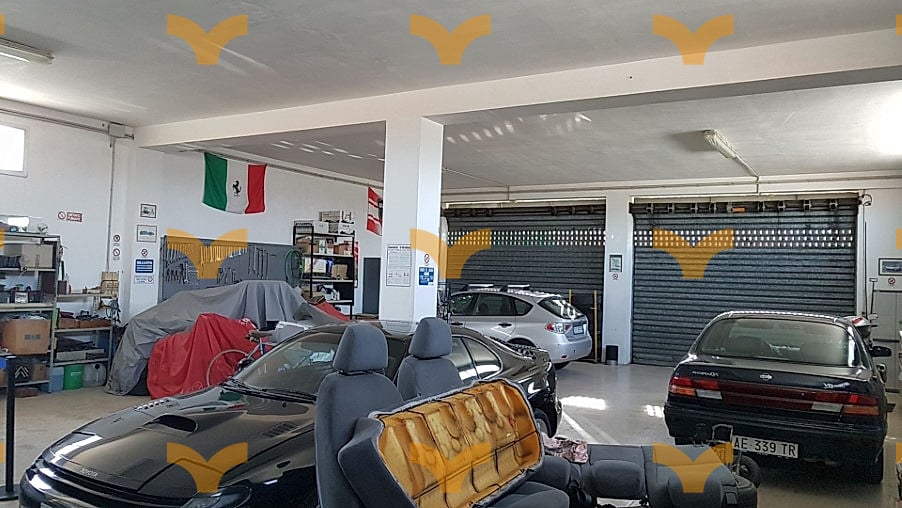 Capannone — Lecce, Via Cagliari