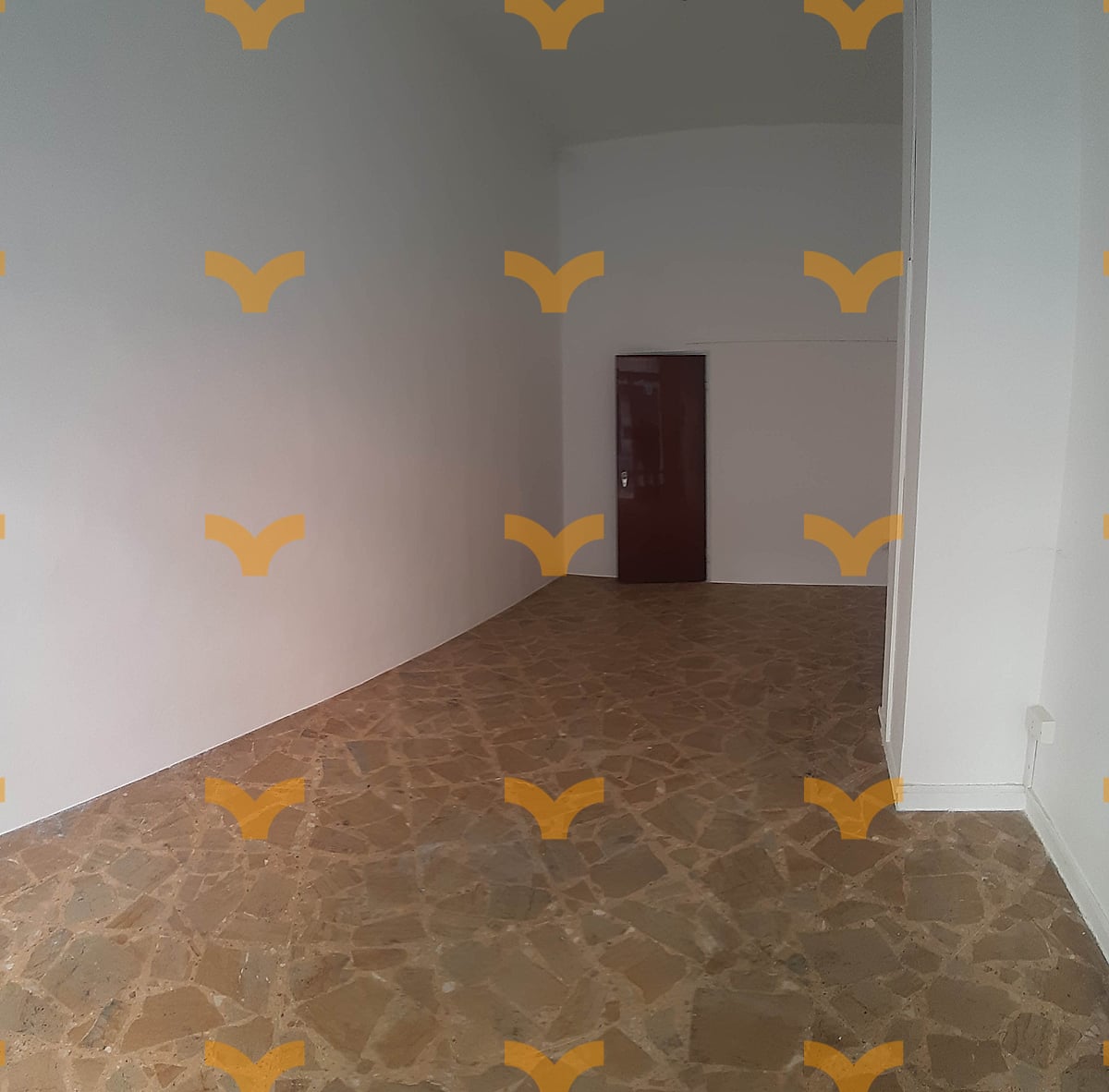 Sala — Lecce, via Don Bosco – locale commerciale