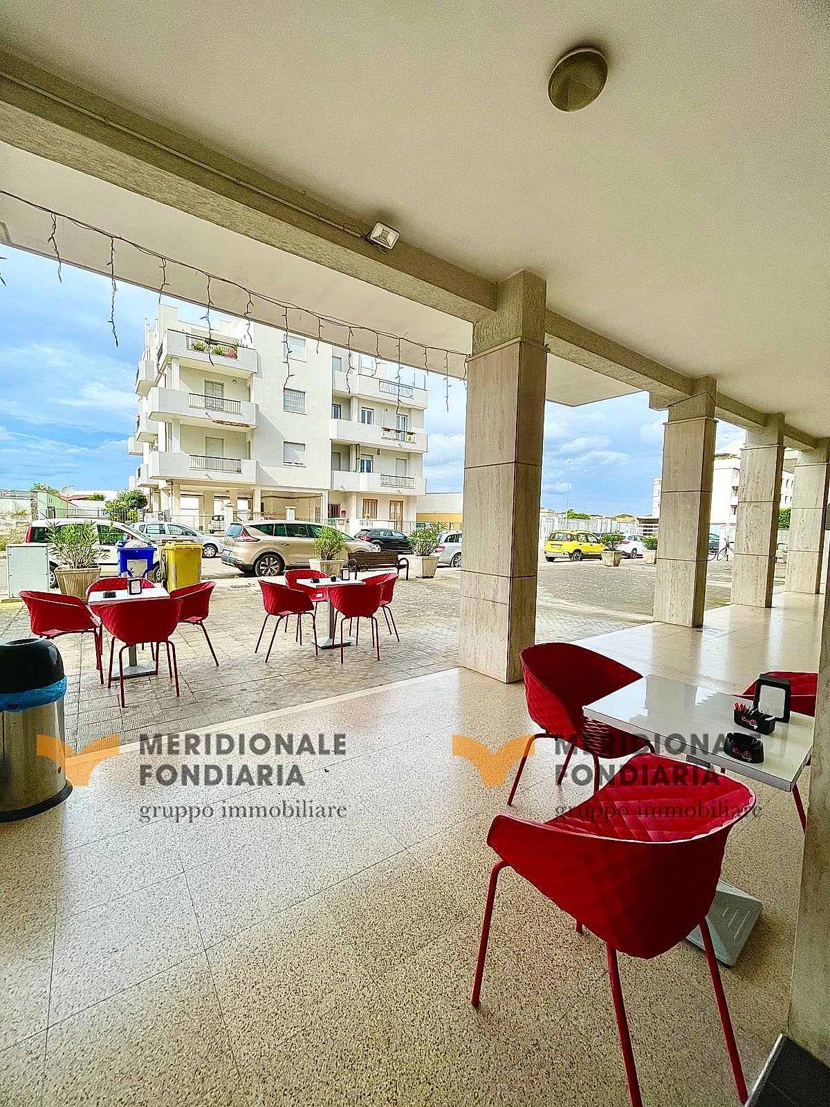 Facciata — Lecce, Via Francesco de Mura – locale commerciale già locato
