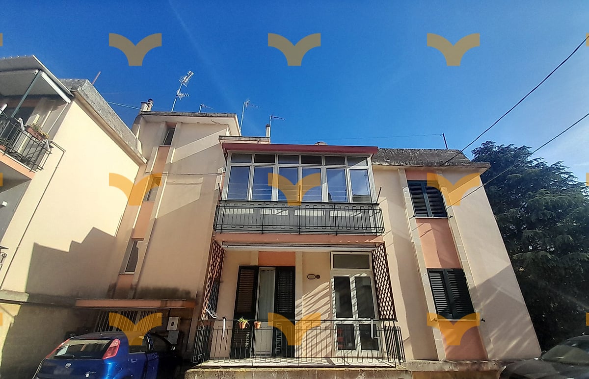 Maglie, via Carducci – Ampio appartamento