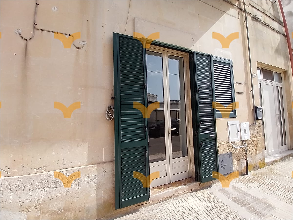 Facciata — Muro Leccese, Via Corsica – Casa salentina con volte a stella
