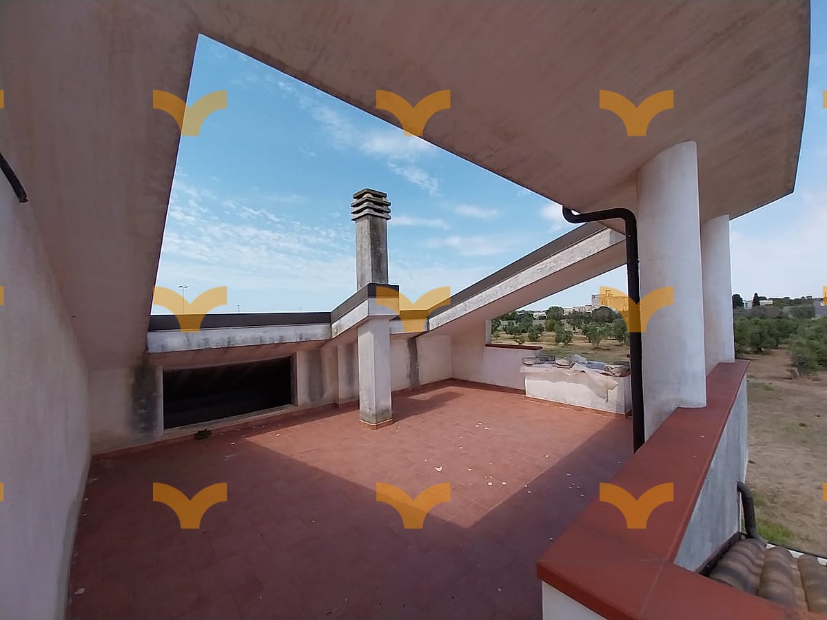 Terrazzo — Muro Leccese, via Messapia – villa panoramica