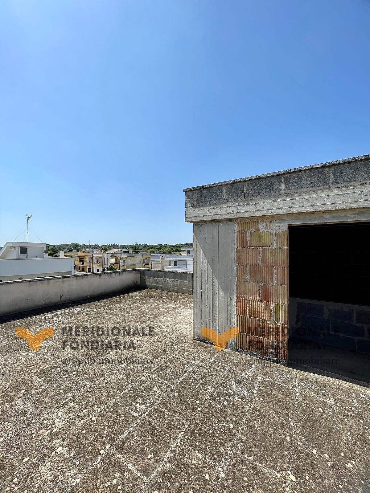 Terrazzo — Presicce, Via Molise – villetta semindipendente