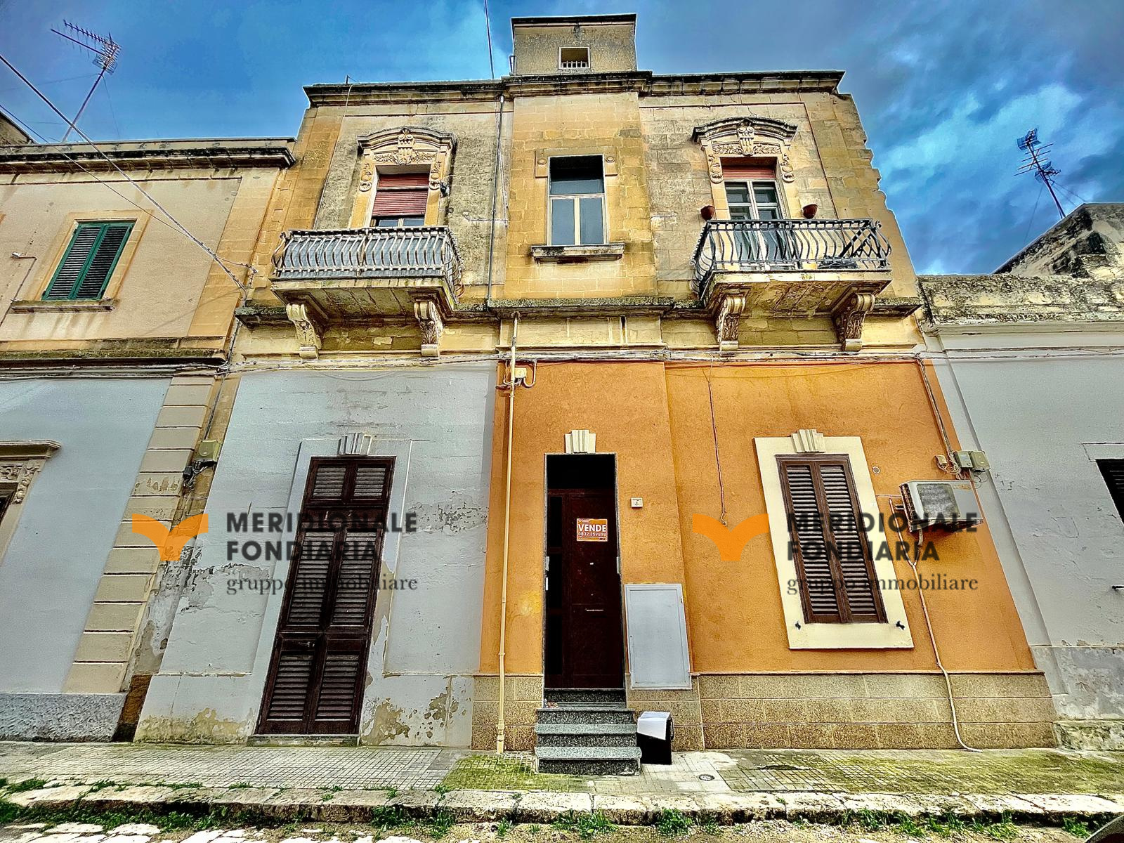 Lecce, Via Giuseppe Zimbalo – Appartamento al primo piano
